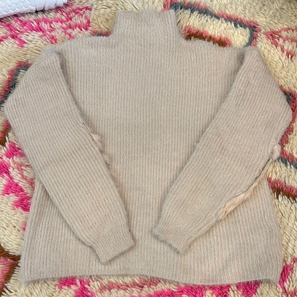 Miss Koo Paris pink sweater with Fur Patches